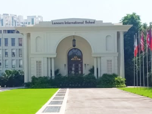 Lancers International School